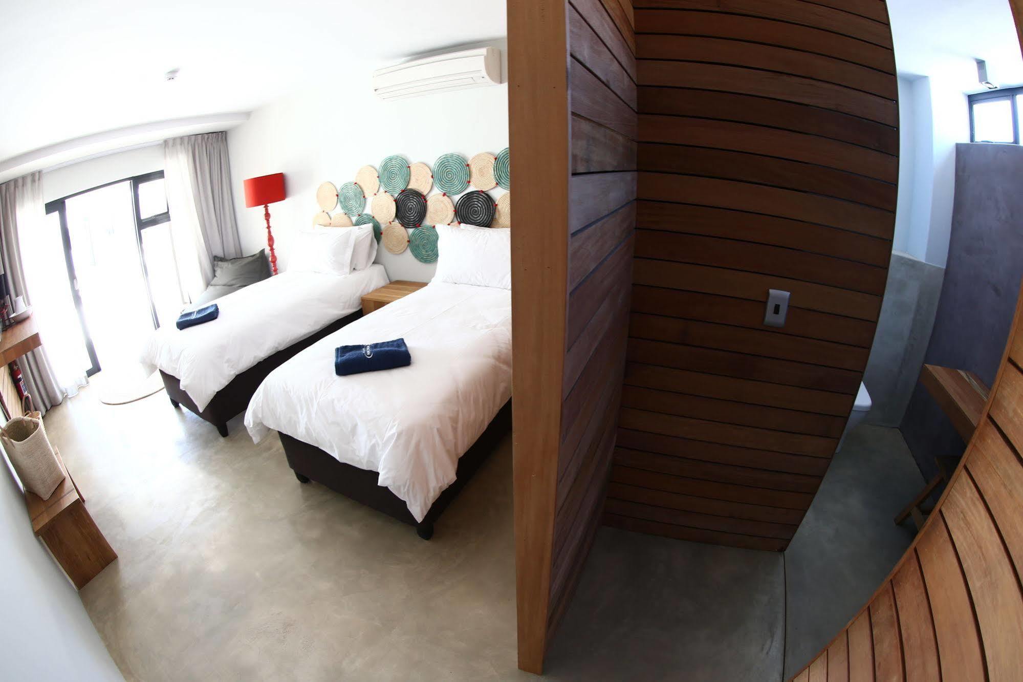 Windtown Lagoon Hotel Langebaan Kültér fotó